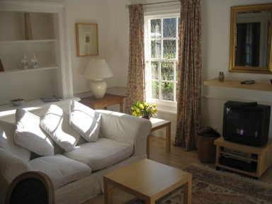 Peacock Cottage - Sitting room - larger image