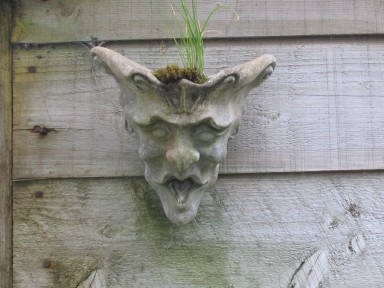 Peacock Cottage - Gargoyle - larger image
